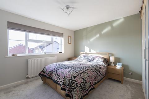 11 Cheriton Close, Up Hatherley, Cheltenham, GL51 3NR