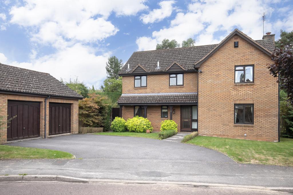 King William Drive, Cheltenham GL53 7RP 4 bed detached house for sale