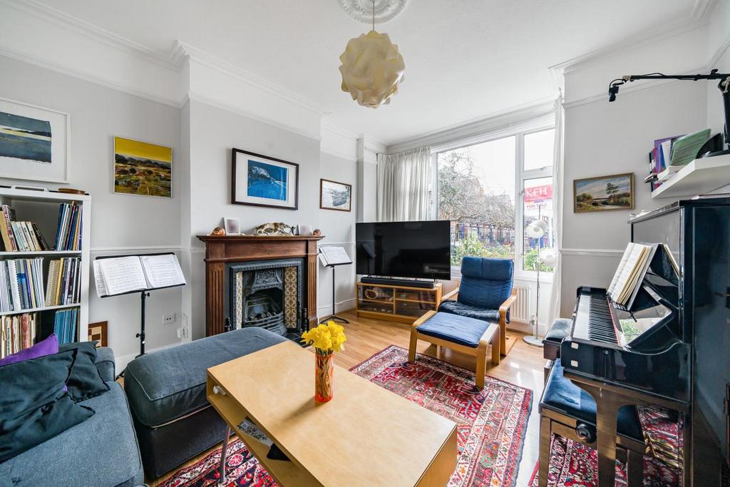 Belmont Road, Beckenham 4 bed terraced house £865,000