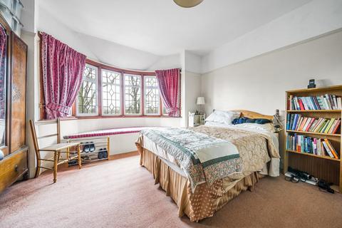 96 Canberra Road, London, SE7 8PE