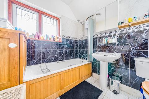 96 Canberra Road, London, SE7 8PE