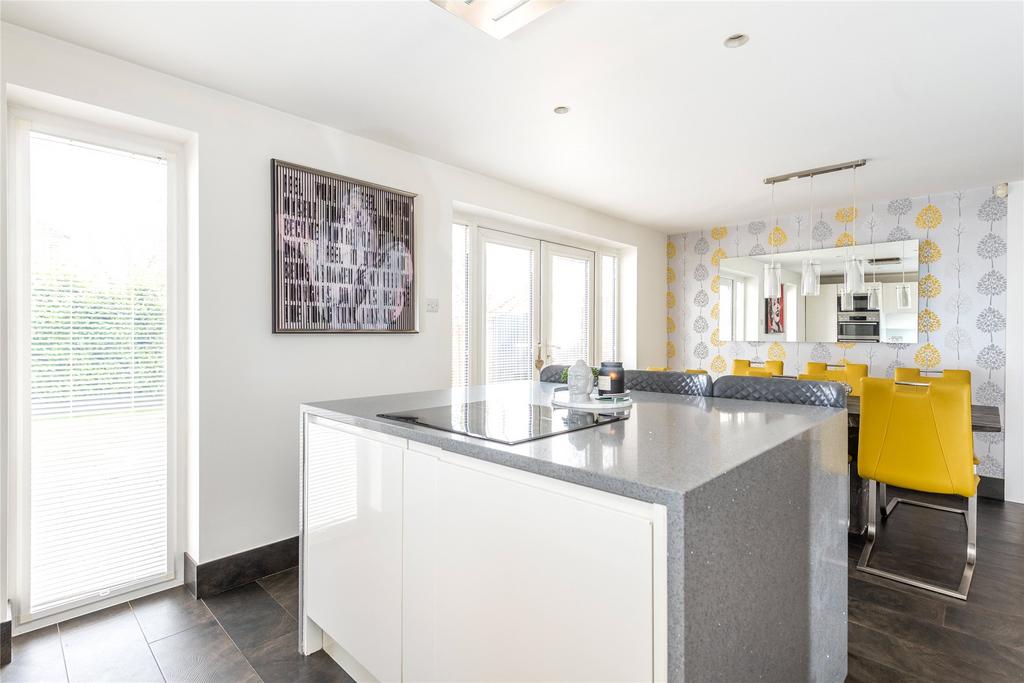Kitchen/Dining