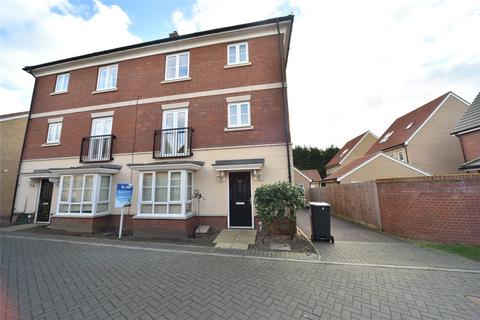 5 bedroom semi-detached house to rent, Bridge Farm Close, Mildenhall, Bury St Edmunds, Suffolk, IP28