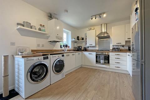 3 bedroom end of terrace house for sale - Fen Reach, Dunton, Biggleswade, SG18 8RZ