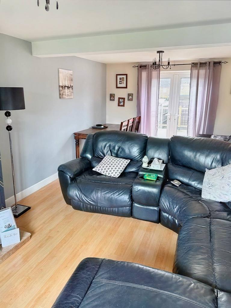 New Eaton Road, Stapleford NG9 3 bed semidetached house £219,950