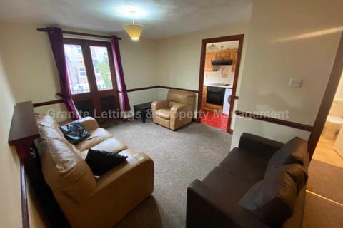 1 bedroom apartment to rent, Orchard Court, Ladybarn Lane, Fallowfield, Manchester, M14 6NX