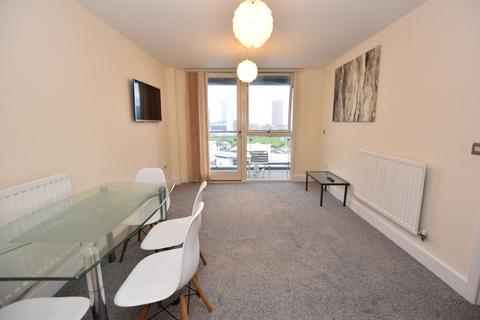2 bedroom apartment to rent, Mason Way, Birmingham