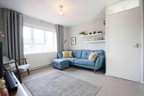 15 Field Close, Northwich, CW8 4UG