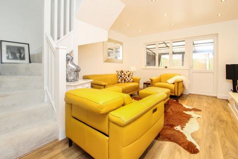 92 Alburgh Close, Bedford, MK42 0HF