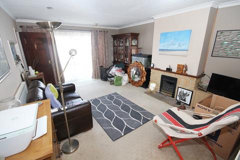 3 bedroom semi-detached bungalow for sale - Russell Road, Toddington, Dunstable, Bedfordshire, LU5