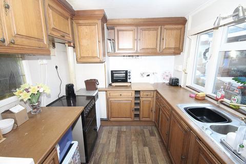 3 bedroom semi-detached bungalow for sale - Russell Road, Toddington, Dunstable, Bedfordshire, LU5