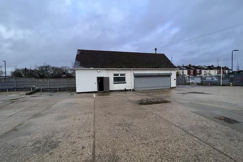 Warehouse to rent - 29 Winchester Road, Southampton, SO16 6YE