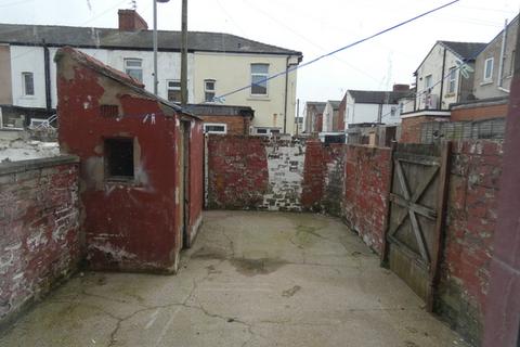 undefined, Cross Street