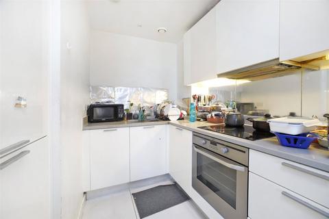 1 bedroom apartment for sale, Vantage Building, Station Approach, Hayes, UB3