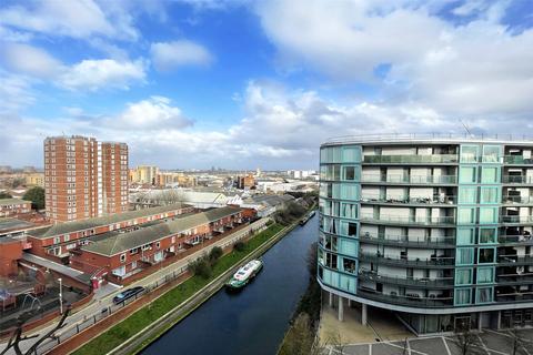 1 bedroom apartment for sale, Vantage Building, Station Approach, Hayes, UB3