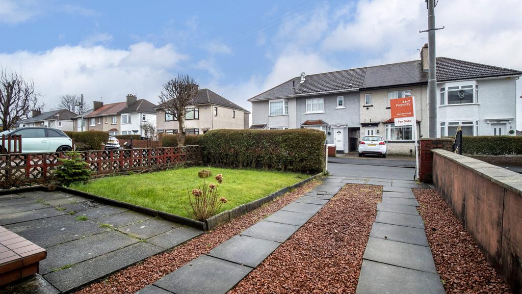 Bents Road, Garrowhill 2 bed end of terrace house £149,999