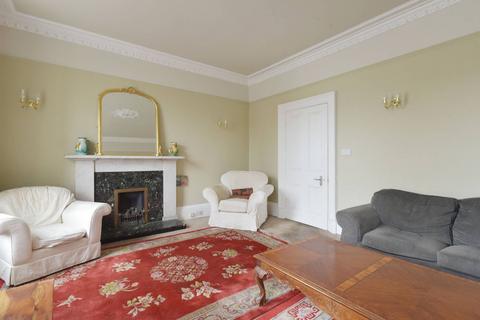 5 bedroom townhouse for sale, 14 Market Place, Selkirk, TD7 4BT