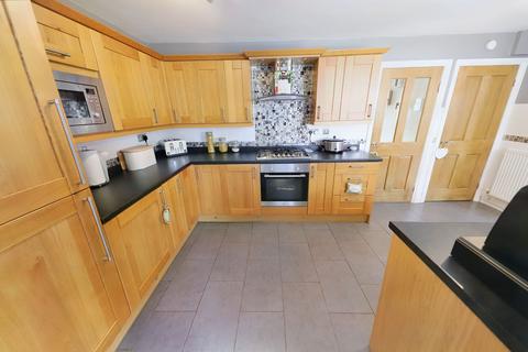 6 Brookbank Close, Aberdare, CF44 0JG