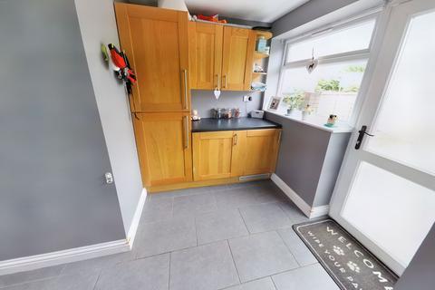 6 Brookbank Close, Aberdare, CF44 0JG