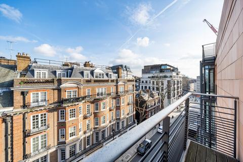 3 bedroom flat for sale, Davies Street, Mayfair, London, W1K