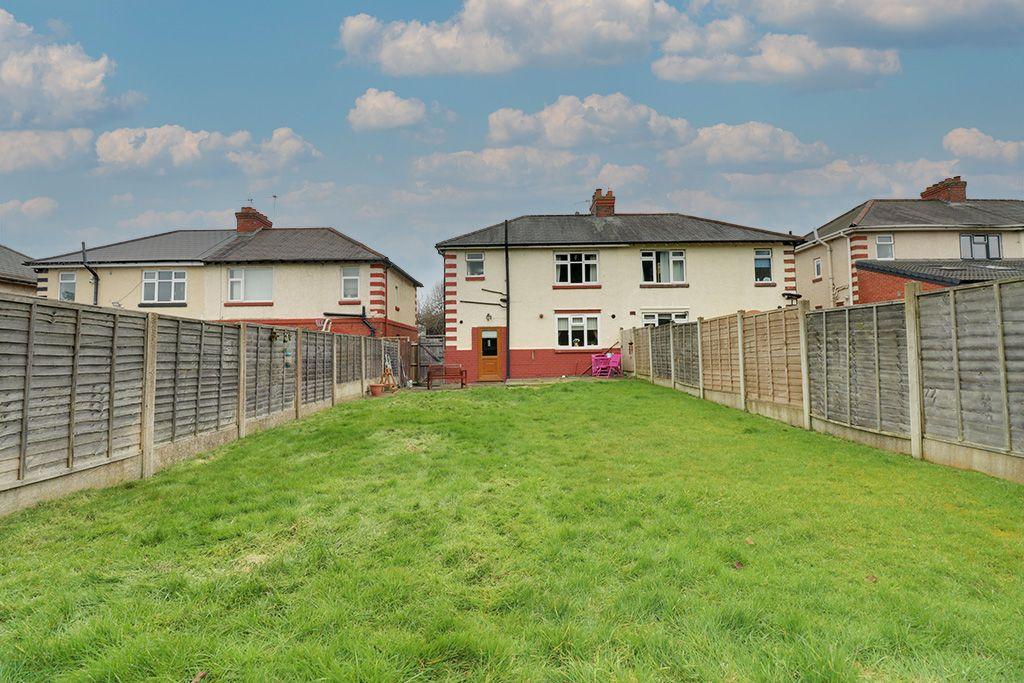 Birchfield Lane Oldbury B69 1ag 3 Bed Semi Detached House £200 000