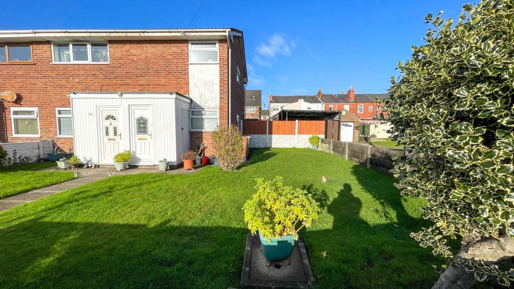 Rampit Close, Haydock 2 bed apartment £675 pcm (£156 pw)