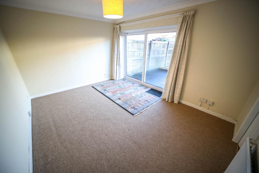 Rampit Close, Haydock 2 bed apartment £675 pcm (£156 pw)