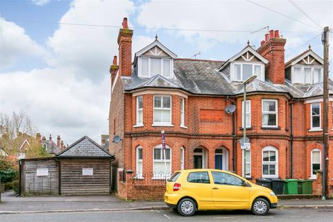 5 bedroom semi-detached house for sale - Victoria Road, Guildford, GU1