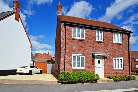 3 bedroom detached house for sale, Wimborne