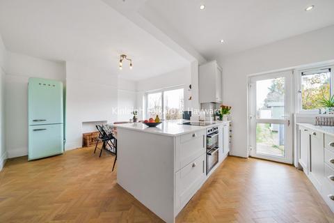 59 Felhampton Road, London, SE9 3NT