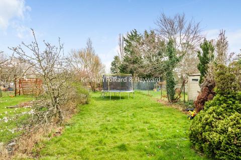 59 Felhampton Road, London, SE9 3NT
