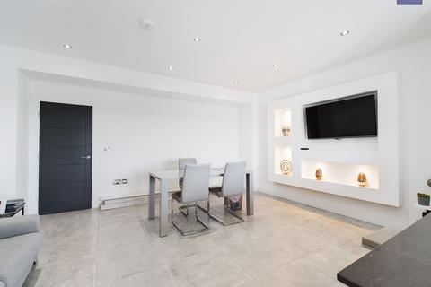 undefined, 647-655 New South Promenade, Blackpool, FY4
