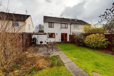 95 Devon Avenue, Cheltenham, GL51 8BY