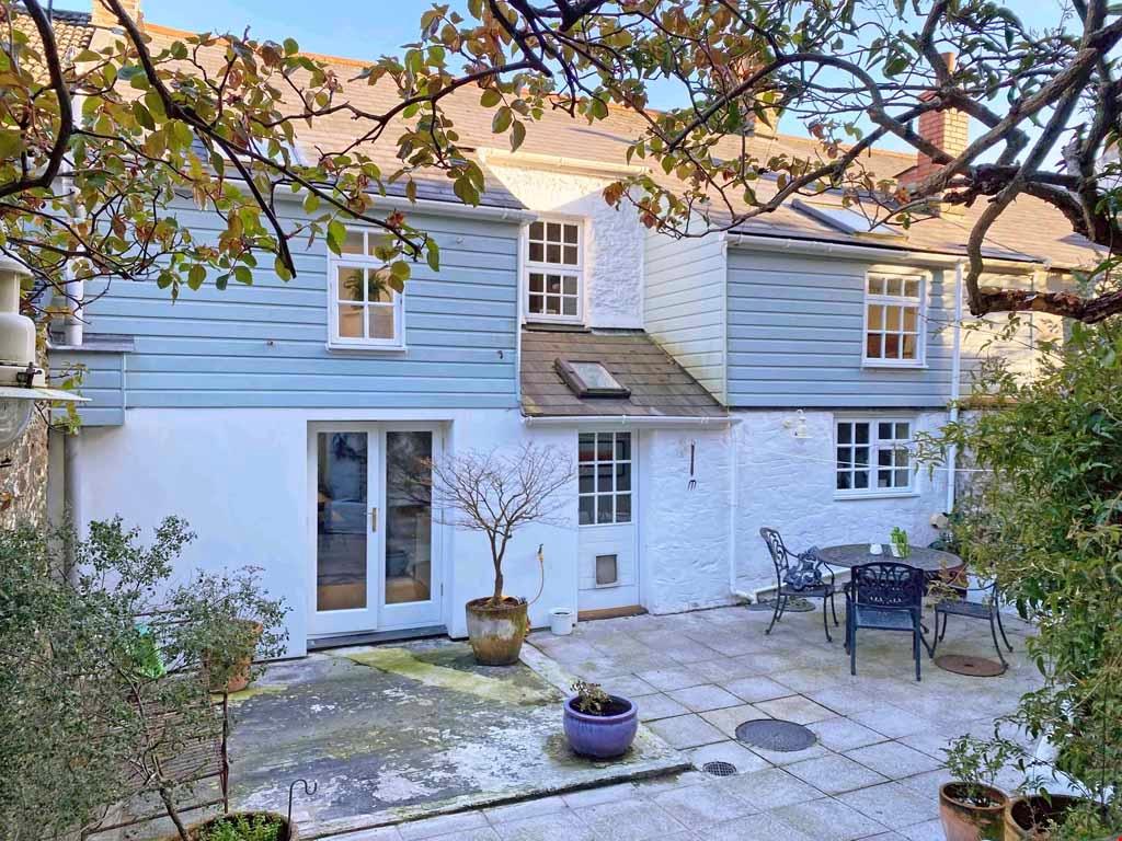 Flushing, Nr. Falmouth south Cornish coast, Cornwall 4 bed terraced
