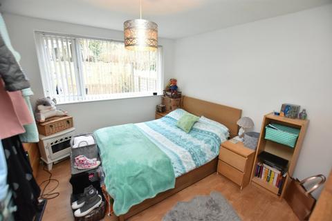 24 Atherstone Close, Shirley, Solihull, B90 1AU