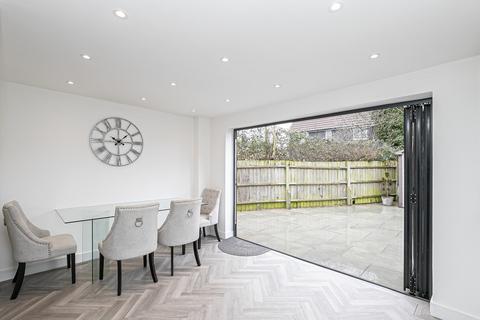 57 Hampden Close, North Weald, Epping, CM16 6JX