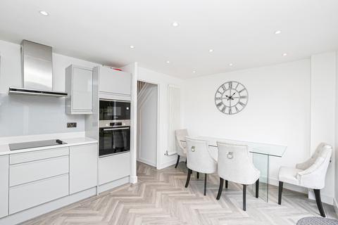 57 Hampden Close, North Weald, Epping, CM16 6JX