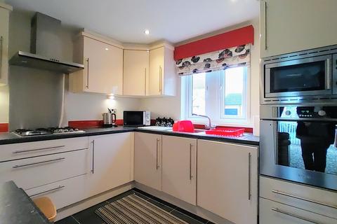 6 Harry Lane, Clayton, Bradford, BD14 6SD