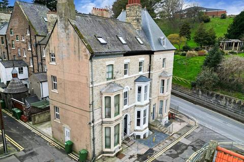 2 bedroom apartment for sale - Broomfield Terrace, Whitby