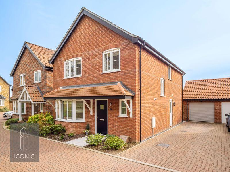 Piccoli Close, Old Costessey, Norwich 4 bed detached house for sale £
