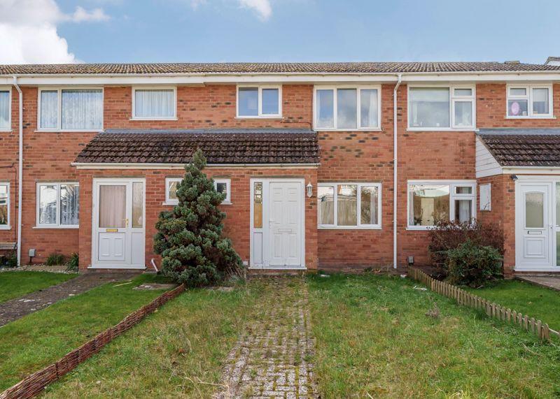 Woodhill Drive, Grove 3 bed terraced house for sale £255,000