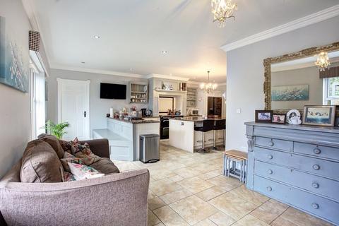 21 Birch Road, Congleton, CW12 4NN