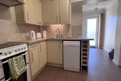 32 Drax Avenue, Wareham, BH20 4DJ