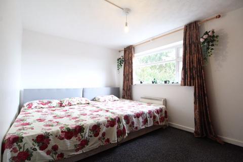 10, Clive Court Havelock Rise, Luton, LU2 7YD