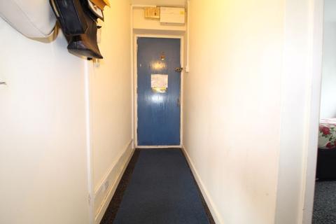 10, Clive Court Havelock Rise, Luton, LU2 7YD