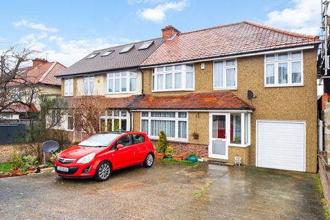 90 Cheam Common Road, Worcester Park, KT4 8QR