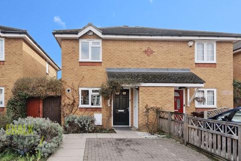 64 Martin Road, Dagenham, RM8 2XB