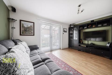 64 Martin Road, Dagenham, RM8 2XB