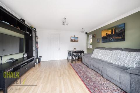 64 Martin Road, Dagenham, RM8 2XB