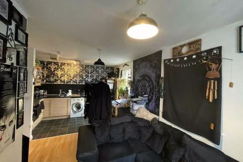 2 bedroom apartment for sale, Mystery Close, Liverpool